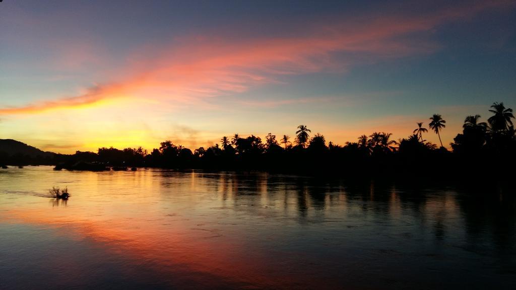 โรงแรม ศาลาดอนคอน Ban Khon ภายนอก รูปภาพ