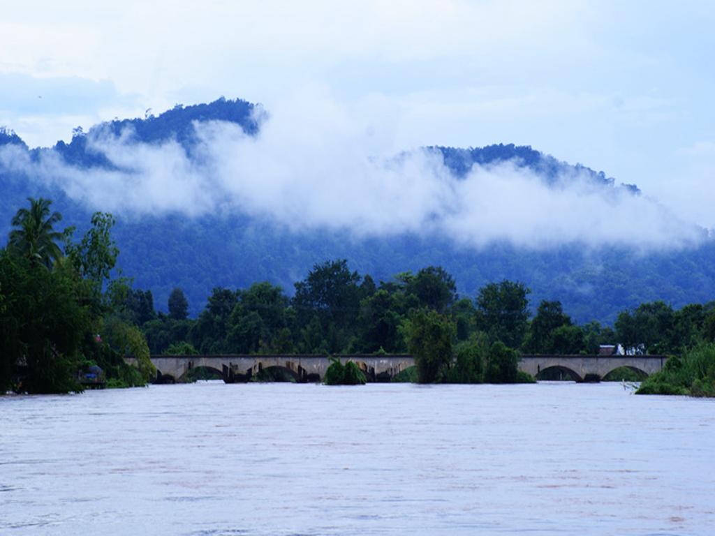 โรงแรม ศาลาดอนคอน Ban Khon ภายนอก รูปภาพ